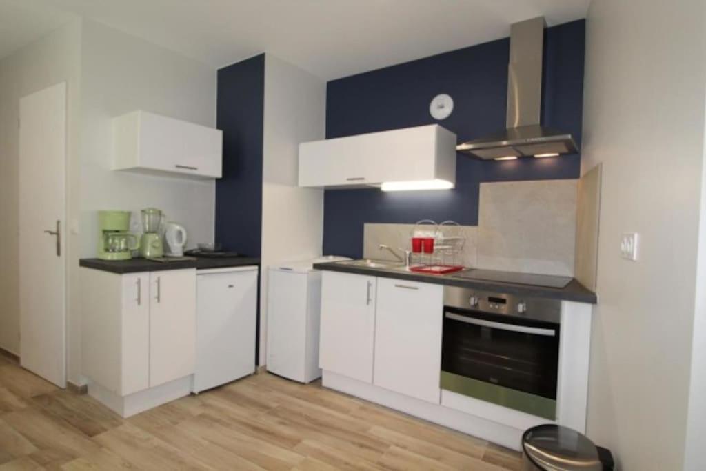 Petit Appartement Confortable Châteaubourg Exteriér fotografie